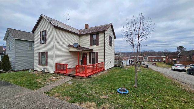 222 S  6th St, Byesville, OH 43723