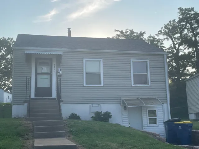 3417 Saint Williams Ln, Saint Ann, MO 63074