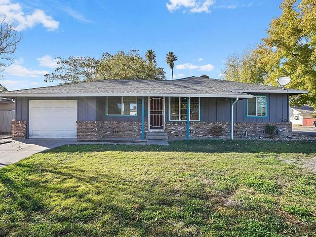 7400 Loma Verde Way, Sacramento, CA 95822