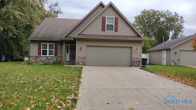 307 Beatty Dr, Holland, OH 43528