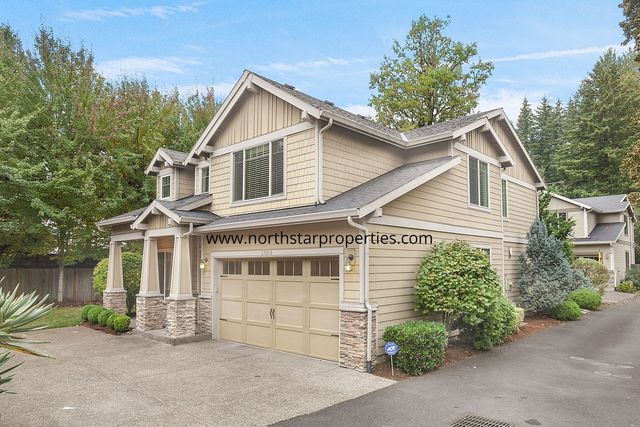 17095 Rebecca Ln, Lake Oswego, OR 97035