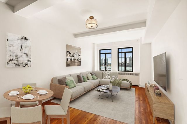 5 Tudor City Pl #425, New York, NY 10017
