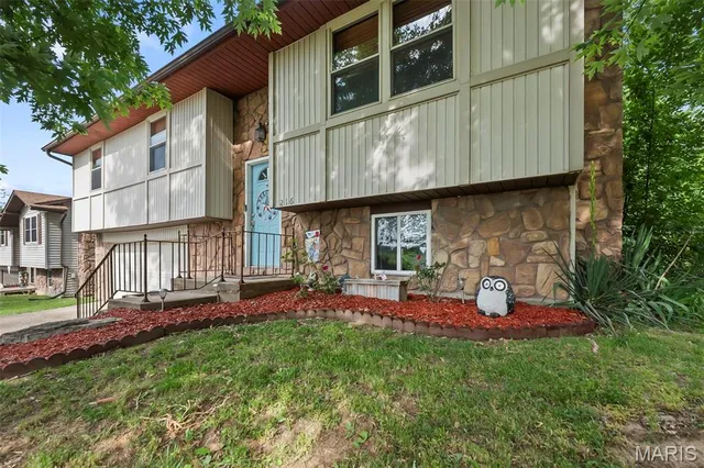 216 S  Shawnee Blvd, Jackson, MO 63755
