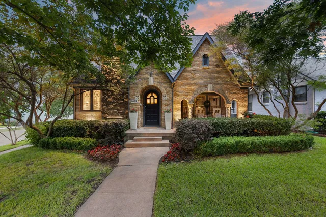 5603 Vanderbilt Ave, Dallas, TX 75206