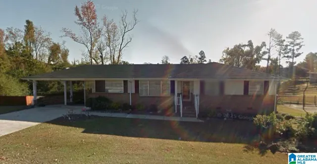 711 Marney Ln, Bessemer, AL 35023