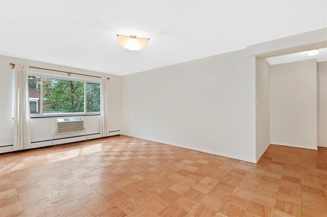 287 Harvard St #19, Cambridge, MA 02139