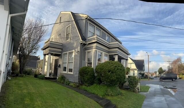 1804 D St, Eureka, CA 95501