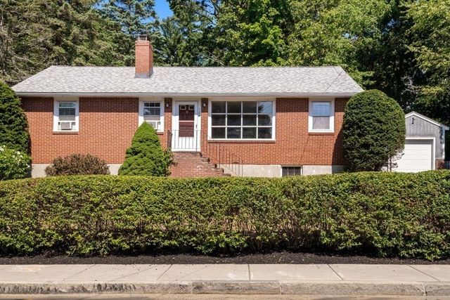 126 Colon St, Beverly, MA 01915