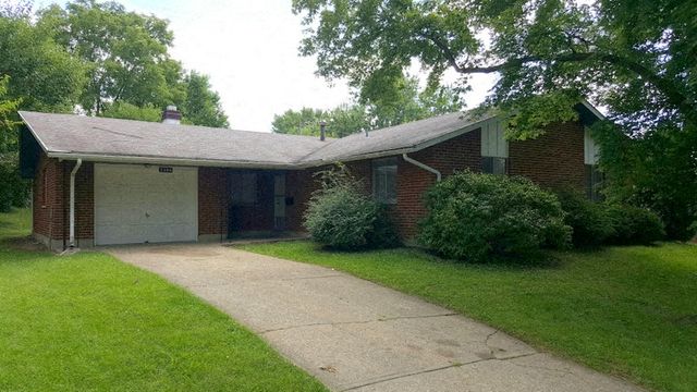 7386 Damascus Dr, Huber Heights, OH 45424