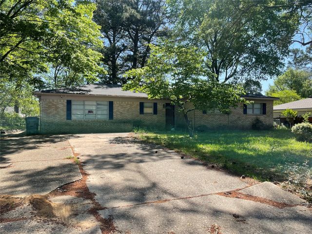 9521 Palmetto Ln, Shreveport, LA 71118
