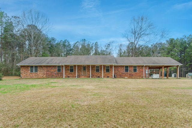 311 Lake Mike Conner Rd, Collins, MS 39428