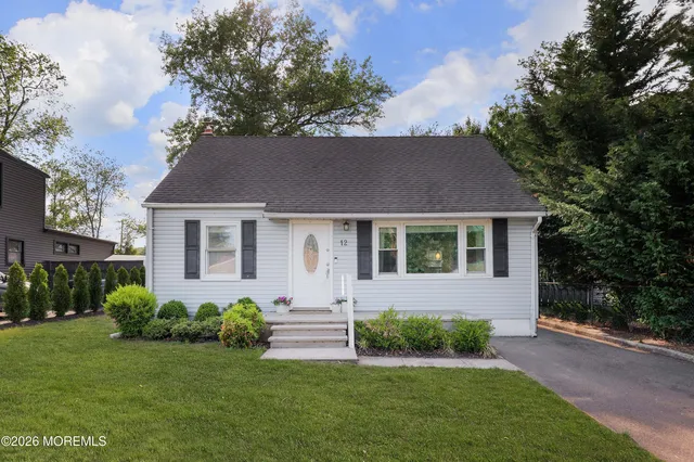 12 Twilight Place, Port Monmouth, NJ 07758