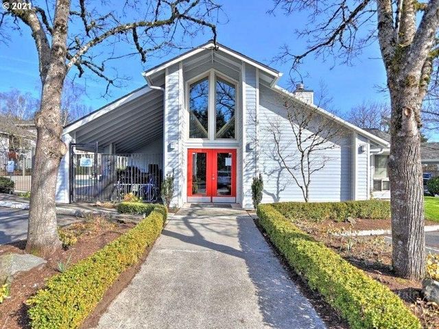 86 Kingsgate Rd #H201, Lake Oswego, OR 97035