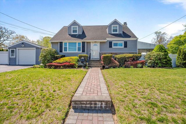 3159 Ellen Terry Drive, Oceanside, NY 11572