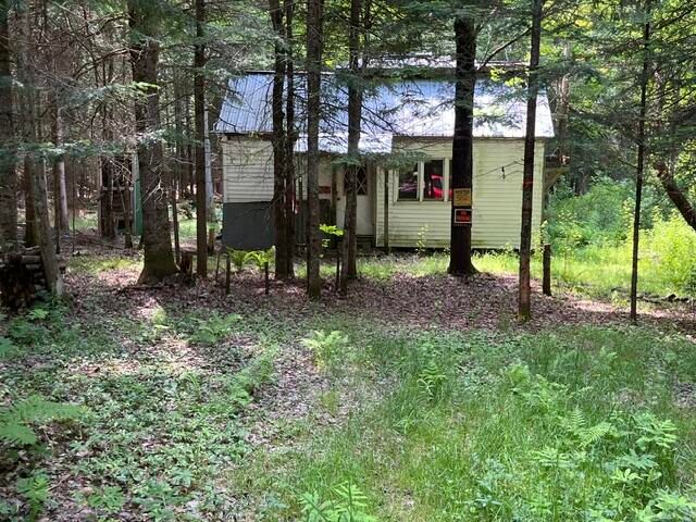 148 Ruel Rd, Saranac, NY 12981