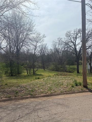 303 Congress St, Park Hills, MO 63601