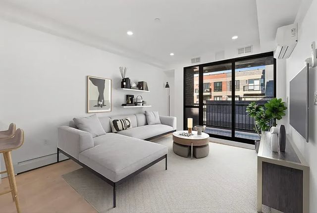 2600 7th Ave #4D, New York, NY 10039