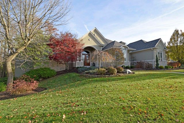 687 Winding River Blvd, Maineville, OH 45039