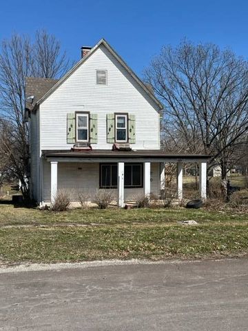 108 W  Chicago Ave, Marceline, MO 64658