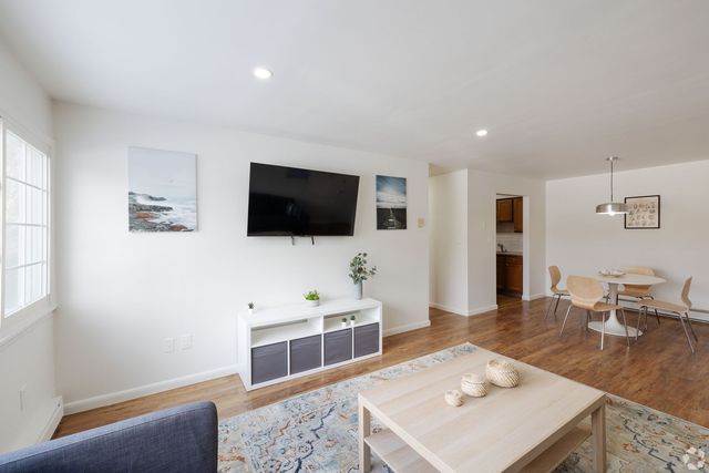 587 Broadway #1B-1Ba-710Sqft, Albany, NY 12204