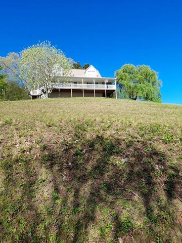 119 Eagles View Crst, Hayesville, NC 28904