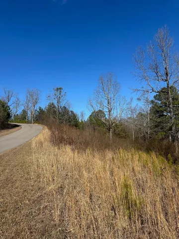 N  Montcrest, Cullman, AL 35057