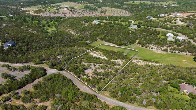201 Stonegate Ln, Dripping Springs, TX 78620