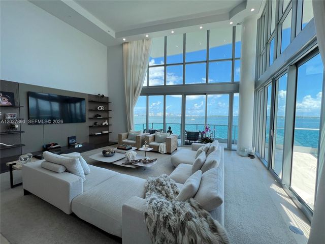88 SW 7th St #Penthouse 48, Miami, FL 33131