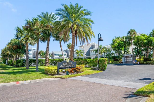 1351 Gulf Blvd #107, Clearwater, FL 33767