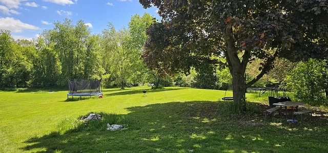 4700 Indianwood Ct, Clarkston, MI 48348
