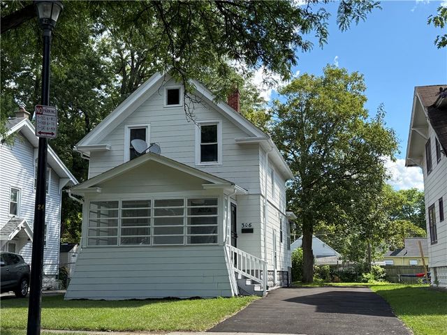306 Curlew St, Rochester, NY 14613