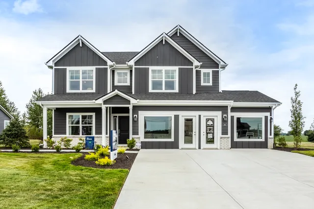 Cooper Plan in Bridle Oaks South, Whitestown, IN 46075