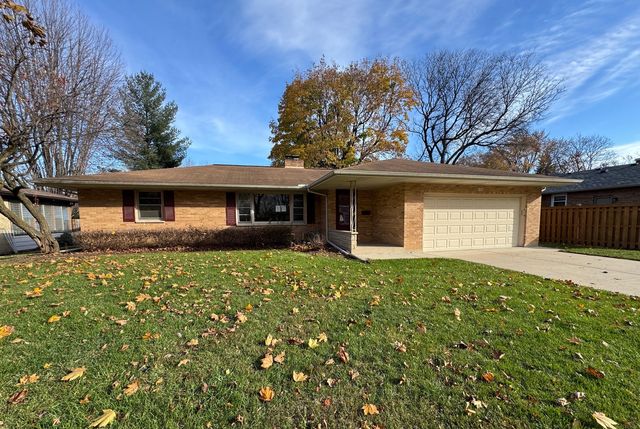 Address Not Disclosed, Dundee, IL 60118