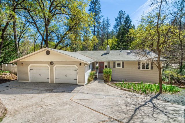 17191 Lawrence Way, Grass Valley, CA 95949