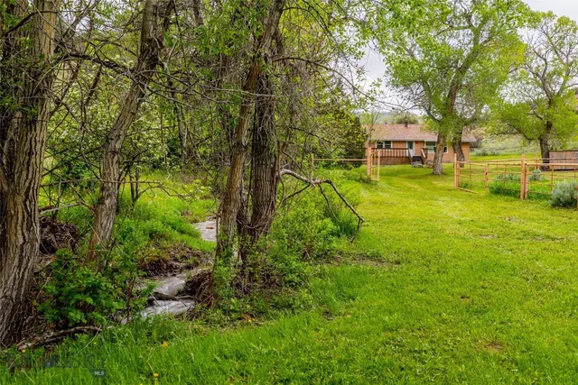 Nhn Bighorn Canyon Rd, Bridger, MT 59014