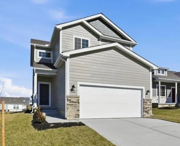27014 E  Dogwood Ln, Lake Lotawana, MO 64086