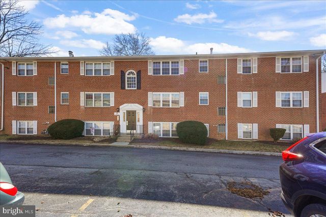 814 South Ave  #J10, Clifton Heights, PA 19018