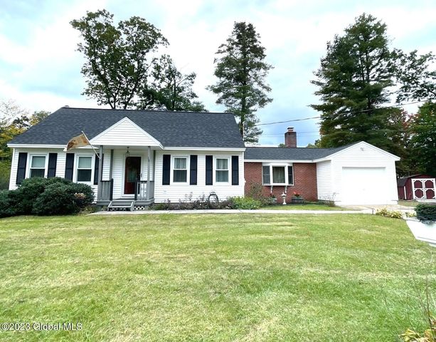 15 Forest Lane, Queensbury, NY 12804