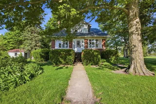 1764 E  500 North Rd, Cissna Park, IL 60924