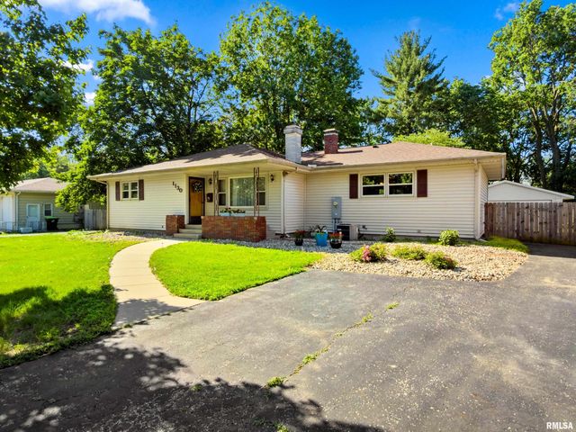 1130 W  Sunnyside St, Chillicothe, IL 61523