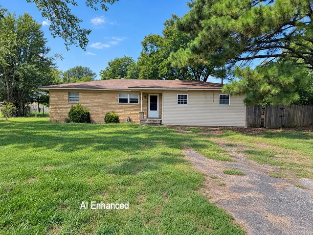 221 Hickory St, Ward, AR 72176