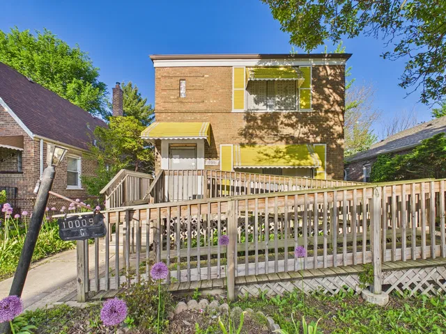 10009 S  Emerald Ave, Chicago, IL 60628
