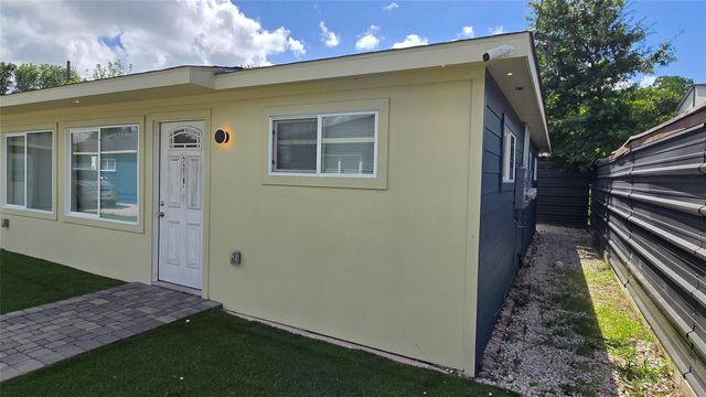 7318 La Salette St #A, Houston, TX 77021