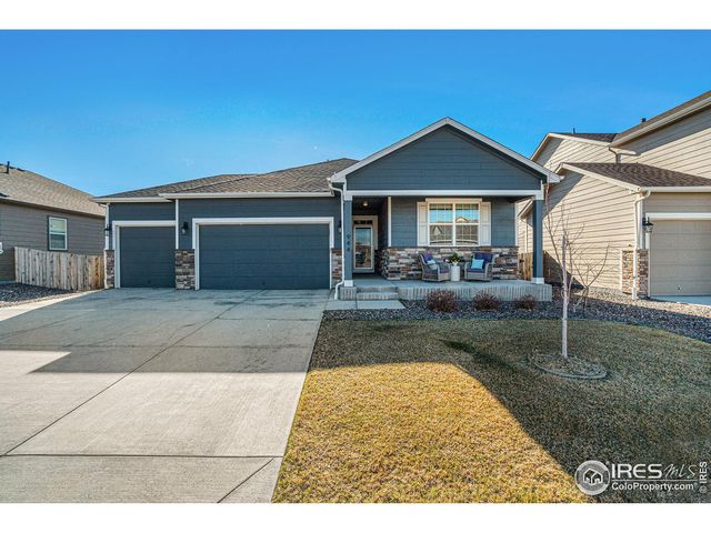 944 Camberly Dr, Windsor, CO 80550
