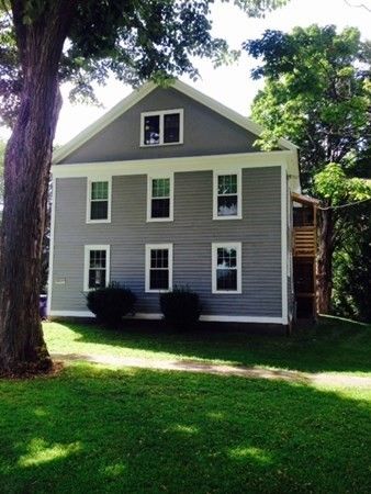 107 Middle St, Hadley, MA 01035