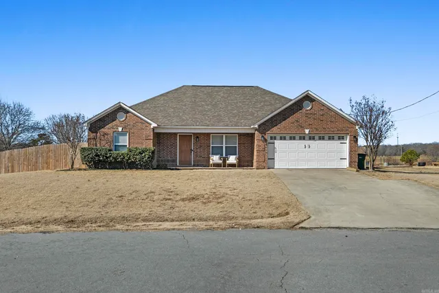 918 Scooty Dr, Beebe, AR 72012