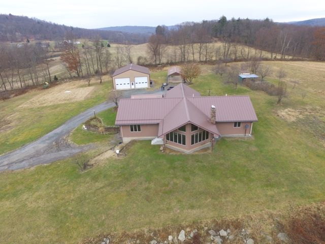 1214 Marcy Rd, Harding, PA 18643