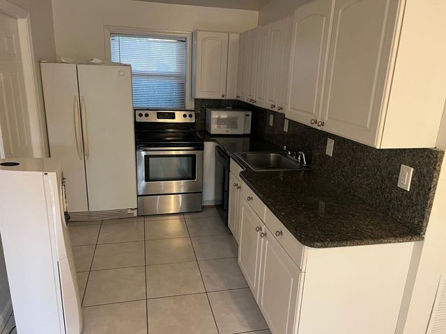 1540 NE 3rd Ave, Fort Lauderdale, FL 33304