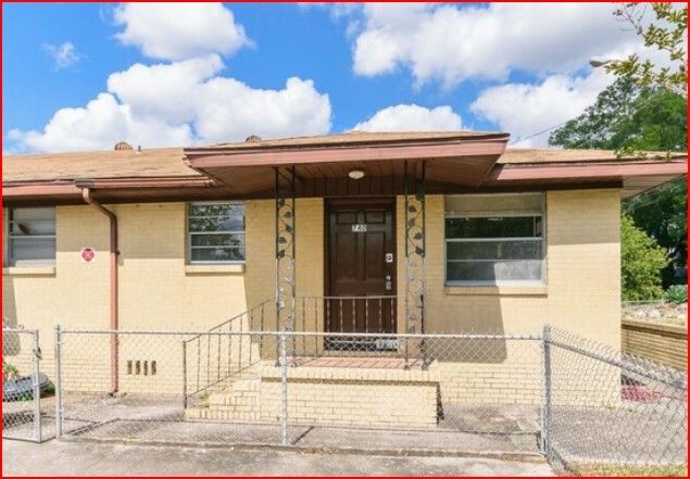 740 Ernona St, Jacksonville, FL 32205