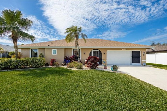 4220 SE 2nd Ave, Cape Coral, FL 33904